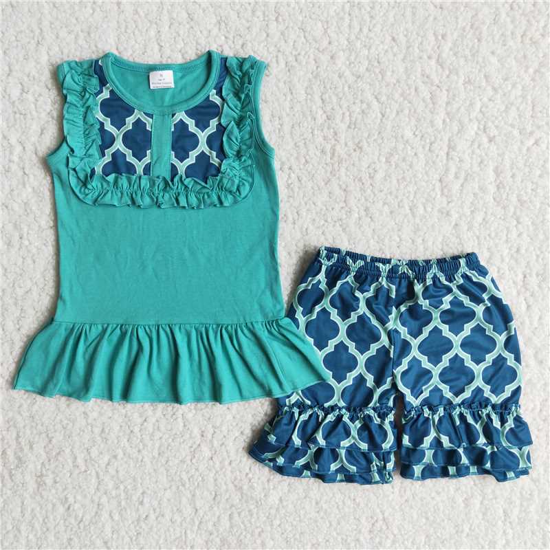 A8-24 Green short-sleeved top with green printed shorts