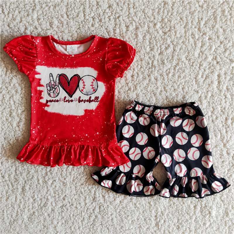 B10-3    Baseball-print red short-sleeved top with baseball-print black shorts