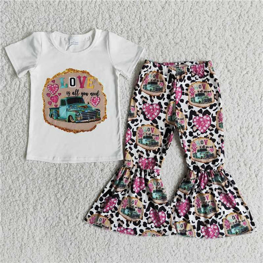 E13-26  Car print short-sleeved top with hearts, car print flared trousers