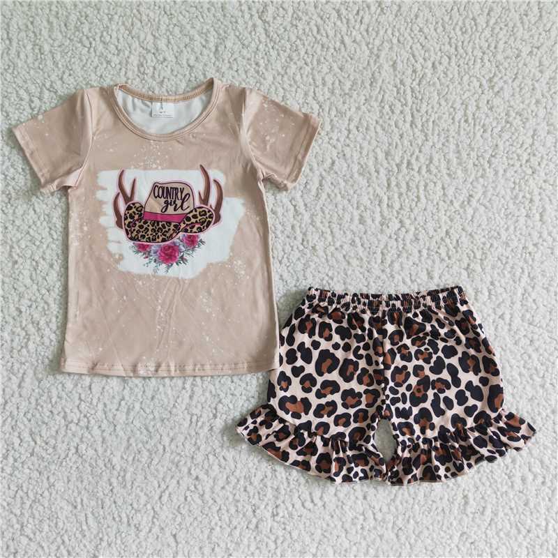 GSD0047    Hat graphic print brown short-sleeved top with leopard-print shorts