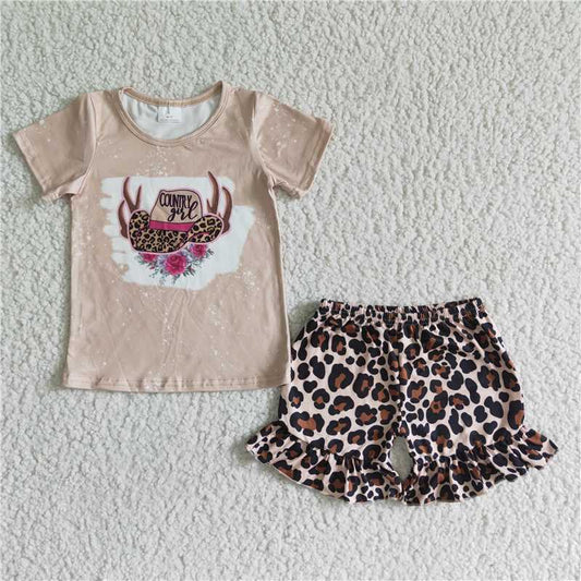 GSD0047 Hat graphic print brown short-sleeved top with leopard-print shorts