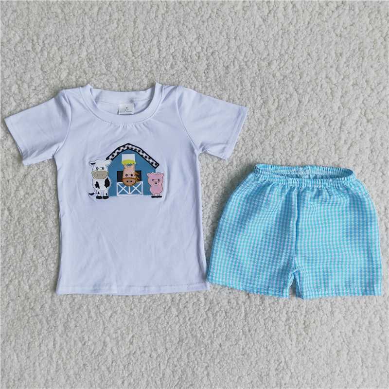 B18-12   Animal Farm embroidered short-sleeved white short-sleeved top with blue and white plaid shorts