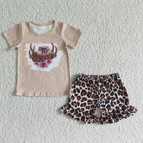 GSD0047 Hat pattern print light coffee short-sleeved top with leopard print shorts