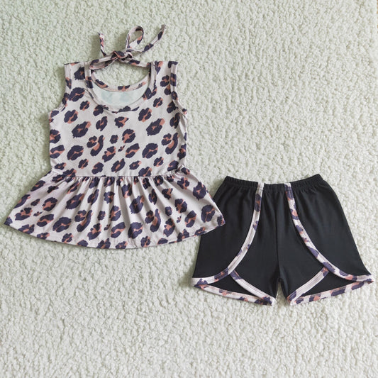 GSSO0052 Summer leopard print sleeveless top with black shorts