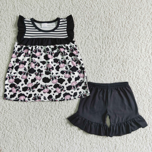 GSD0045   Black striped patchwork printed white top with black shorts