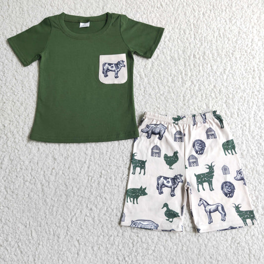 BSSO0046   Green Pocket Short Sleeve Top with Animal Print White Shorts