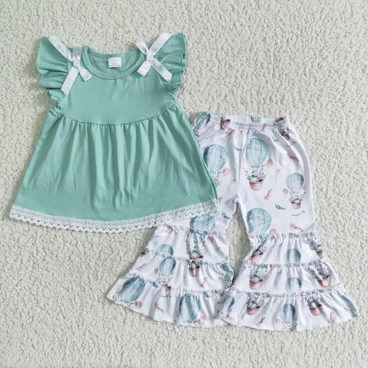D6-11  Green bow short-sleeved top with hot air balloon print flared pants