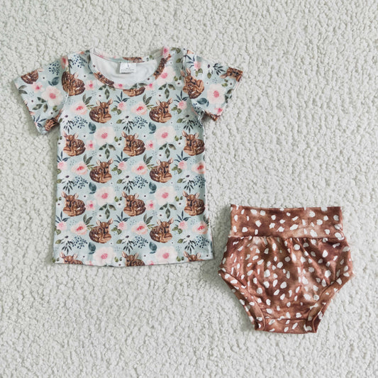 GBO0022   Fawn Print White Short Sleeve Top with Speckled Shorts