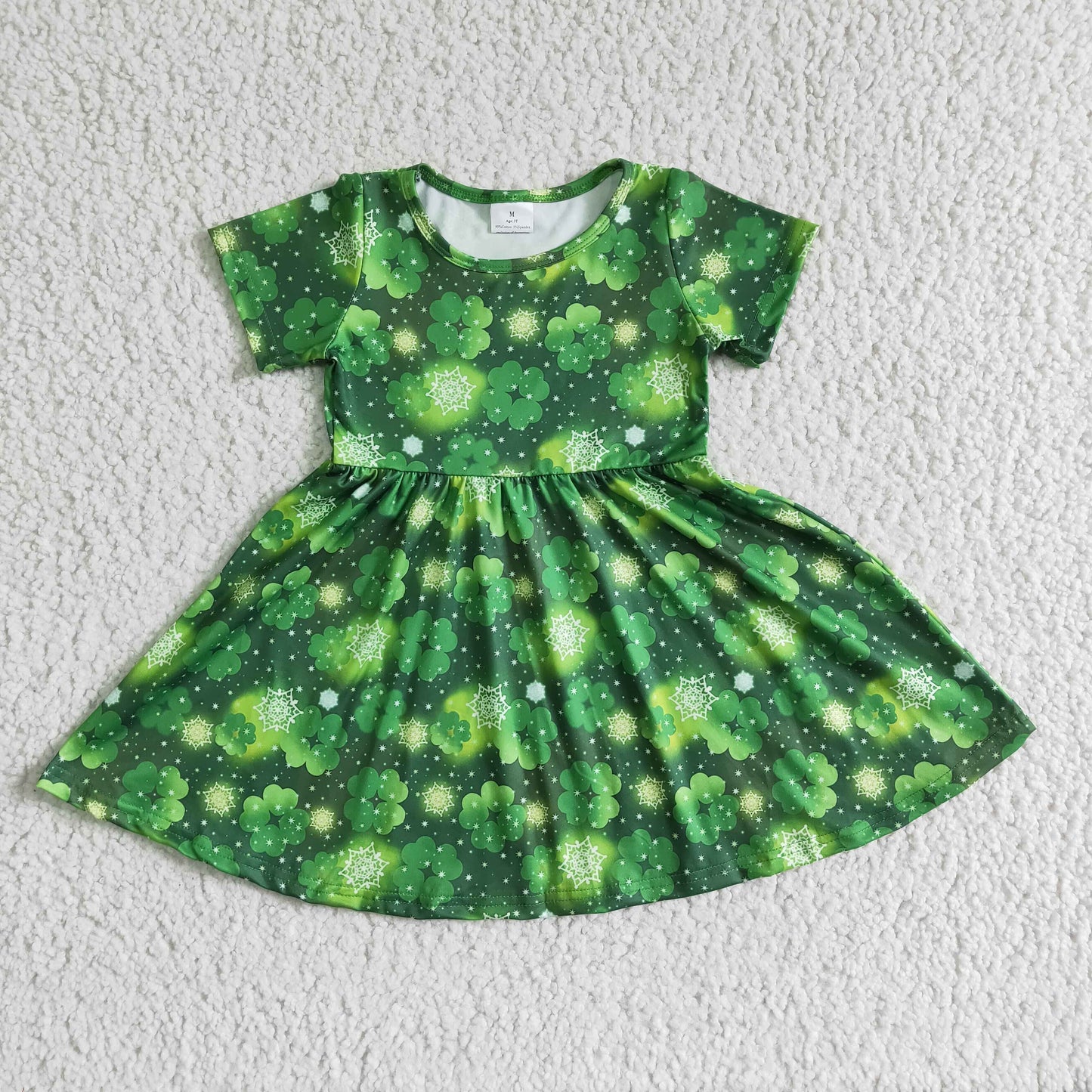 A8-10   Four-leaf clover print green short-sleeved dress